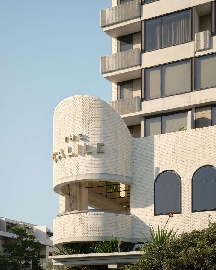 The Calile Hotel Brisbane Eksteriør bilde The building's name on the corner of the building